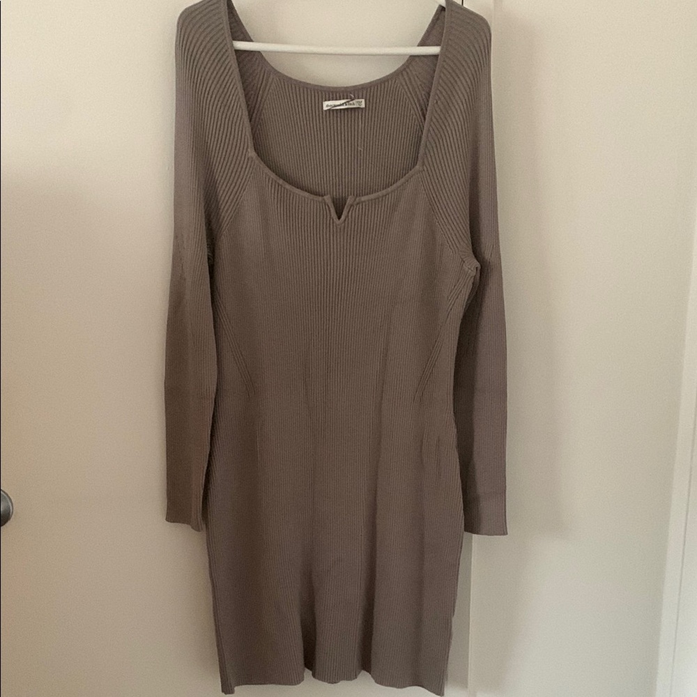 Abercrombie & Fitch Taupe Long Sleeve knit Dress